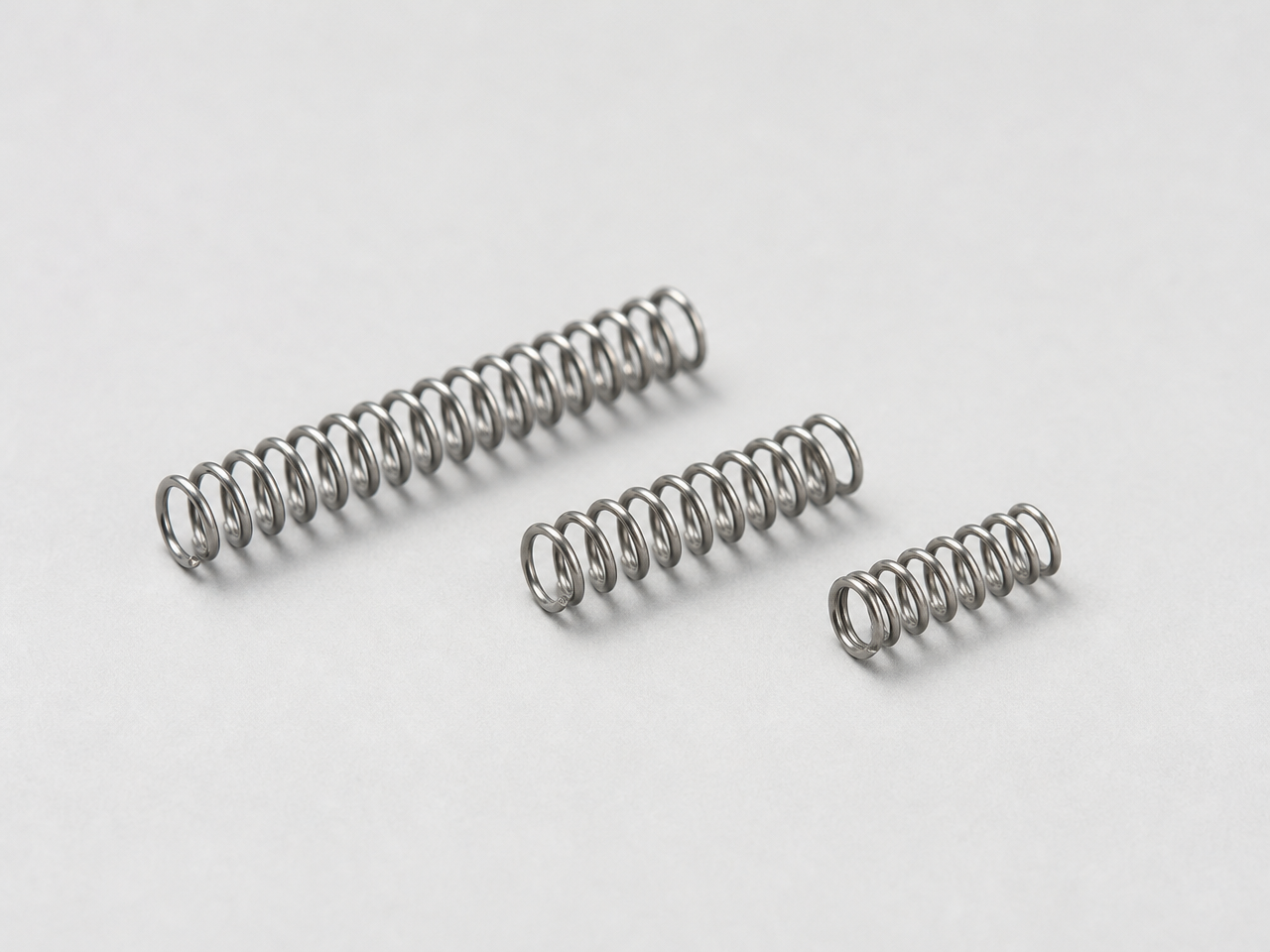 Precision Nitinol Micro Spring — OD 0.65 mm x 12 mm